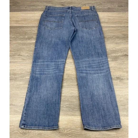 Lucky Brand Jeans Mens 33X30 223 Straight Leg Denim Light Blue Light Was Pants - Picture 2 of 10